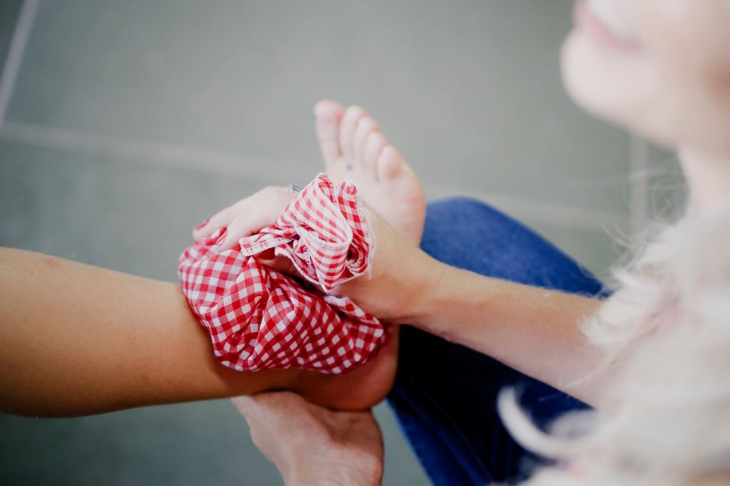 Can Peripheral Neuropathy Cause Swelling in My Feet and Ankles?