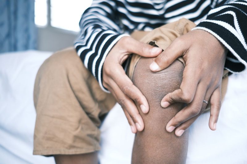 What Causes Knee Pain as We Get Older