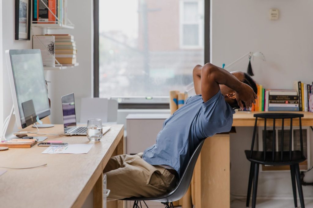 Why Does My Back Hurt When I Sit